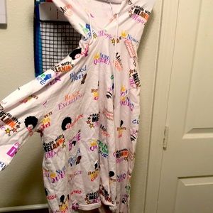 This is a hoodie from the brand ON FIRE in a size 1X.